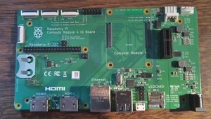 Raspberry Pi Compute Module 4 IO Board - Bild 1 von 2