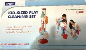 Deluxe 6-Piece Wooden Housekeeping Cleaning Playset Toy NEW - Picture 1 of 5
