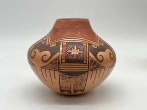 Native American Hopi Pottery vase Reva Polacca Nampeyo - Picture 1 of 5