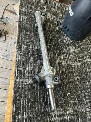 Portaequipajes y piñón de dirección asistida Toyota 86 TRD 2017-2020 FABRICANTE DE EQUIPOS ORIGINALES Foto 1 de 4