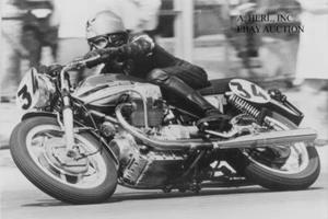 Moto Guzzi V7 Sport factory racer Luciano Gazzola 1972 500km at Monza photo race - Picture 1 of 1