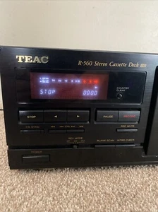 Reproductor de cubierta de cinta de casete Teac R-560 de colección raro FUNCIONA VER DESCRIPCIÓN estéreo - Imagen 1 de 13