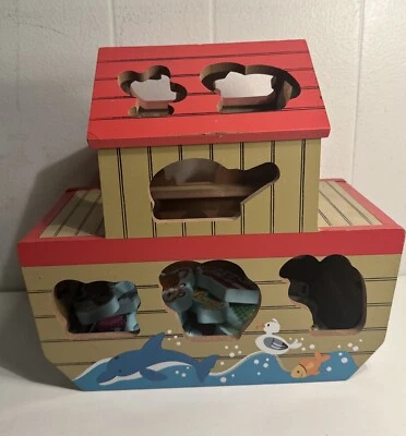 Melissa & Doug Noahs Ark Wooden Playset Shape Matching 15 Figurines - Image 1 of 4