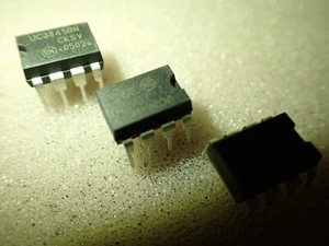 UC3845BN UC3845B Current Mode PWM Controller 1A DIP8 UK STOCK x10pcs - Picture 1 of 1