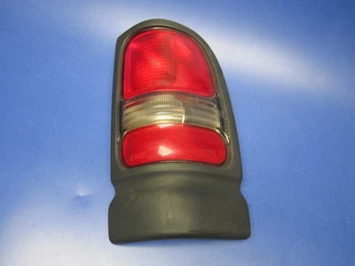 1994-2001 Dodge Ram 1500 2500 3500 TAIL LIGHT PASSENGER 94 95 96 97 98 99 00 01 — 第 1/4 张图片