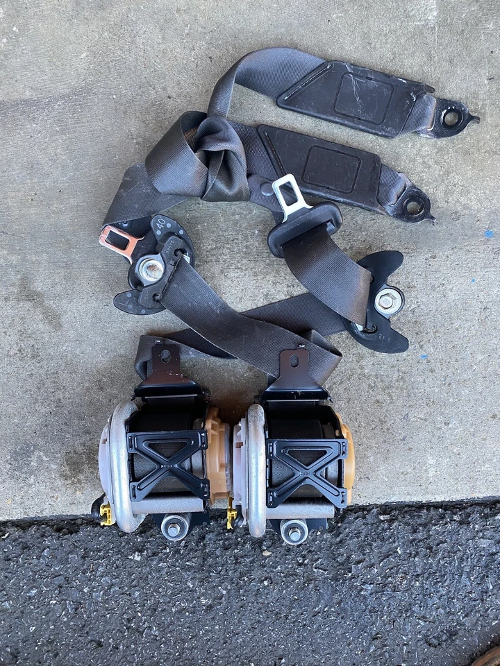 Cinturones de seguridad delanteros ambos lados Acura TSX 2009-2010-2011-2012-2013-2014-color negro Foto 1 de 1