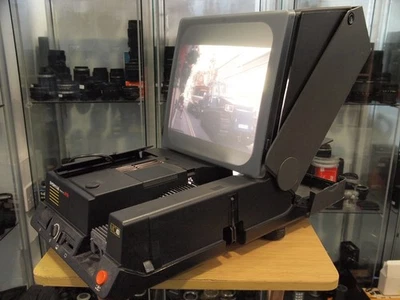 Reflecta Diamator AFM 35mm Slide Projector With Built-in 10x8 Screen St u16463 - Image 1 of 4