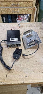 CB-Funk Gerätekit Heimstation + Mikrofon+Halterung DNT Kurier 3000  Retro - Bild 1 von 3