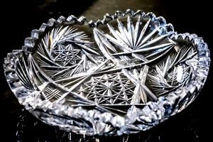 Antiguo cuenco de cristal de corte de período brillante americano pequeño bajo de 6" - Imagen 1 de 4
