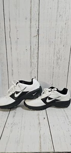 Nuevo de Lote Antiguo 2006 Hombres Talla 8 Nike Golf Deportes Rendimiento Zapatos SP-3 Negro/Blanco - Imagen 1 de 7