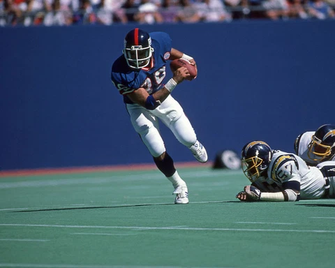 1986 New York Giants MARK BAVARO vs Chargers Glossy 8x10 Photo Print Poster Cover