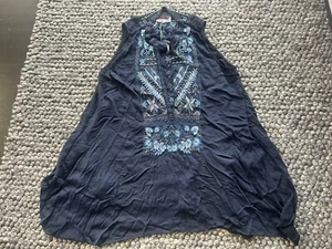 Johnny Was Floral Blue Sleeveless Embroidered Rayon Dress sz Small NWT - Picture 1 of 8