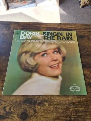 Doris Day - Singin' In The Rain - Hallmark - HM595 - UK - 1968 - VG x3 - LP - Image 1 of 4