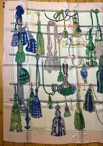Sciarpa seta HERMES Passementerie Carre 90 etichette rosa seta senza scatola usata. - Foto 1 di 5