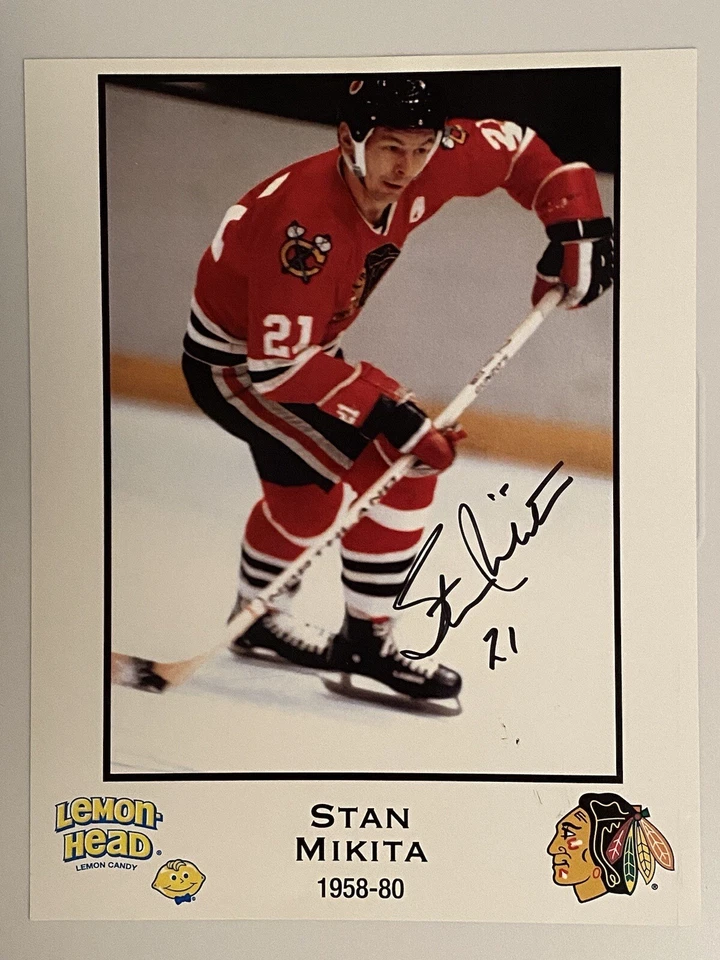 Foto autografiada en persona de 8,5 x 11 de Stan Mikita Chicago Blackhawks Foto 1 de 1