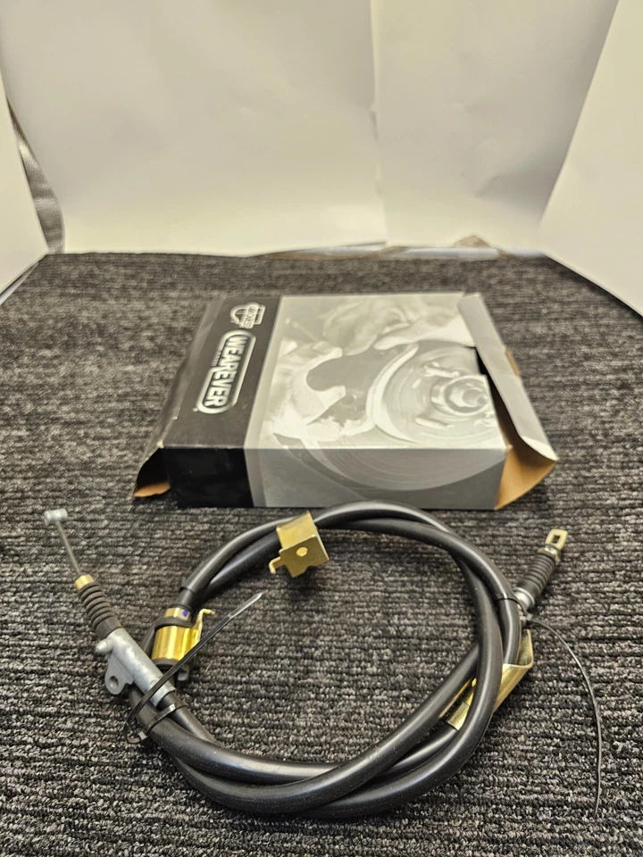 Cabo de freio de estacionamento traseiro CARQUEST Wearever BCA660128 para 00-03 Nissan Maxima - Imagem 1 de 4