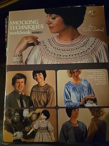 “Smocking Techniques Workbook (Series 1) By Nellie Durand. Vintage 1980 - Picture 1 of 4
