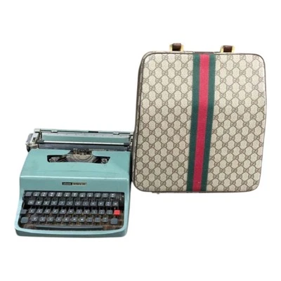 Bolso de cuero vintage Gucci Olivetti 1963 usado, colaboración italiana Foto 1 de 4