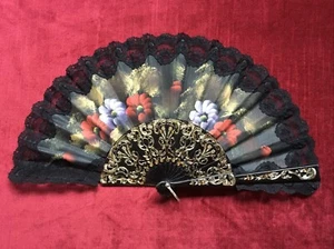 ÉVENTAIL Vintage en DENTELLE NOIRE et Décor FLORAL PEINT À LA MAIN Espagne - Imagen 1 de 13