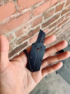 Bomber & Co B-2 Dog Tag Concealed Nano Blade - Picture 1 of 4