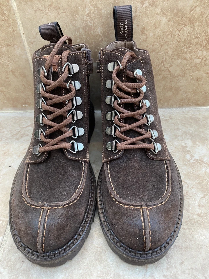 Brown Italian Leather kids shoes boys/ Boys/kid Boots /Made In Italy /size -1 - Image 1 of 4