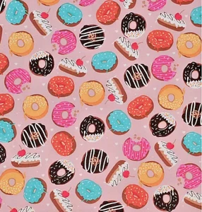 "Donuts lanzados de tela de algodón Fat Quarter en rosa 18""X21" - Imagen 1 de 3