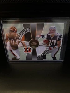 2010 Topps Prime 2nd Quarter Relic Rob Gronkowski/Gresham Rookie Jersey /355 - Picture 1 of 2