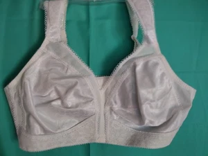 VINTAGE UNDERSCORE 42B FULL FIGURE COVERAGE WIRELESS COMFORT STRAPS WIDE SOFT... - Picture 1 of 14