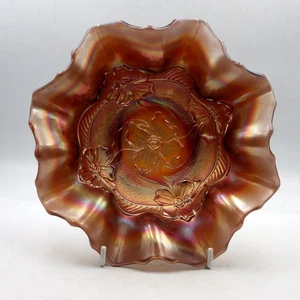 CARNIVAL GLASS 20th Century Amethyst Iridescent FLORAL DISH - Picture 1 of 4