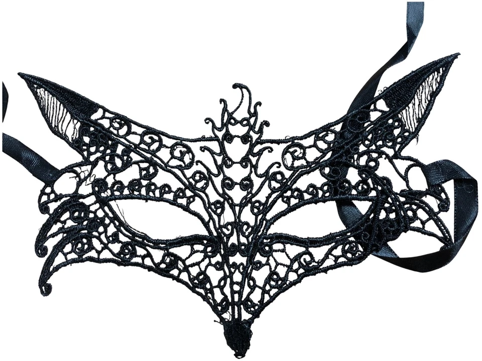 Elegant Black Lace Masquerade Eye Mask Fancy Dress Party Accessory - Image 1 of 1