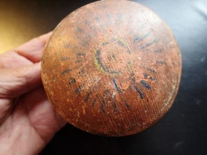 PINTURA ORIGINAL ANTIGUA 1800-HECHA A MANO CAJA DE MADERA DOBLADA ARTE POPULAR FINLANDIA FINLANDÉS - Imagen 1 de 6