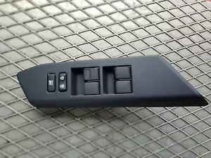 Toyota RAV4 XA40 MK4 2018 O/S/F conductor lateral ventana delantera panel interruptor de bloqueo puerta - Imagen 1 de 6