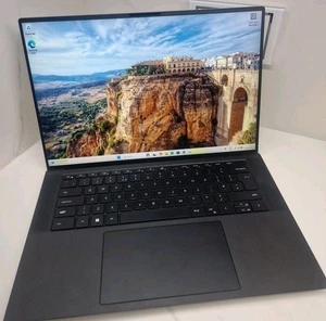 Dell XPS 15 9520 Intel Core i7-12700H, 32GB RAM, 512GB SSD, NVIDIA RTX 3050 Ti - Picture 1 of 17