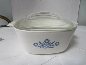 Vintage Corning Ware Blue Cornflower Casserole Dish 1 3/4 Qt. with Purex Lid - Picture 1 of 8