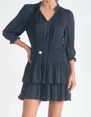 NUEVO CON ETIQUETAS $77 VESTIDO ELAN Vestido de satén ajustado en azul marino Foto 1 de 4