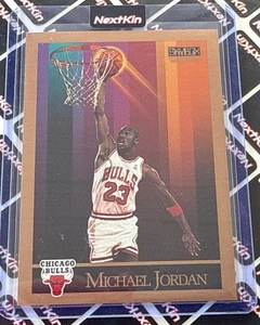 1990-91 SkyBox 41 MICHAEL JORDAN Chicago Bulls Basketball c - Picture 1 of 2