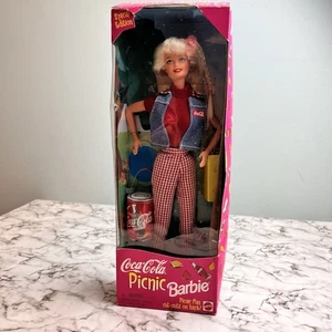 Muñeca Barbie Coca-Cola Picnic 1997 - Edición Especial Coleccionable por Mattel - Imagen 1 de 9