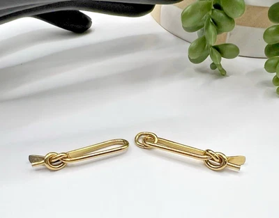 Kreisler EE. UU. Gemelos Tono Dorado Clips con Elegante Diseño de Nudo De Colección Foto 1 de 4