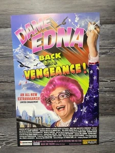 DAME EDNA, ¡VUELVE CON VENGANZA! CAJA DE MÚSICA TEATRO, TARJETA/PÓSTER DE VENTANA BROADWAY - Imagen 1 de 9