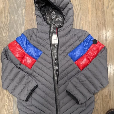 Moncler Boys Puffer  Jacket Size 14Y/164cm - Image 1 of 4