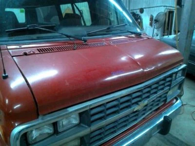 (NO SHIPPING) Hood Excluding 30 Hd Fits 83-96 CHEVROLET 30 VAN 390683 Foto 1 de 4