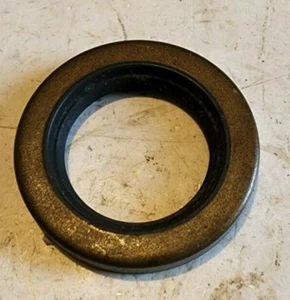 Snowmobile Engine Oil SEAL JLO 00 42 31 548 Sachs 1430 004 000 NOS 30x47x7 - Picture 1 of 4