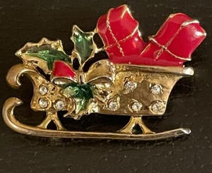 Vintage Enamel Rhinestone Santa Sleigh With Gifts Brooch/pin Goldtone  1.5" - Picture 1 of 2
