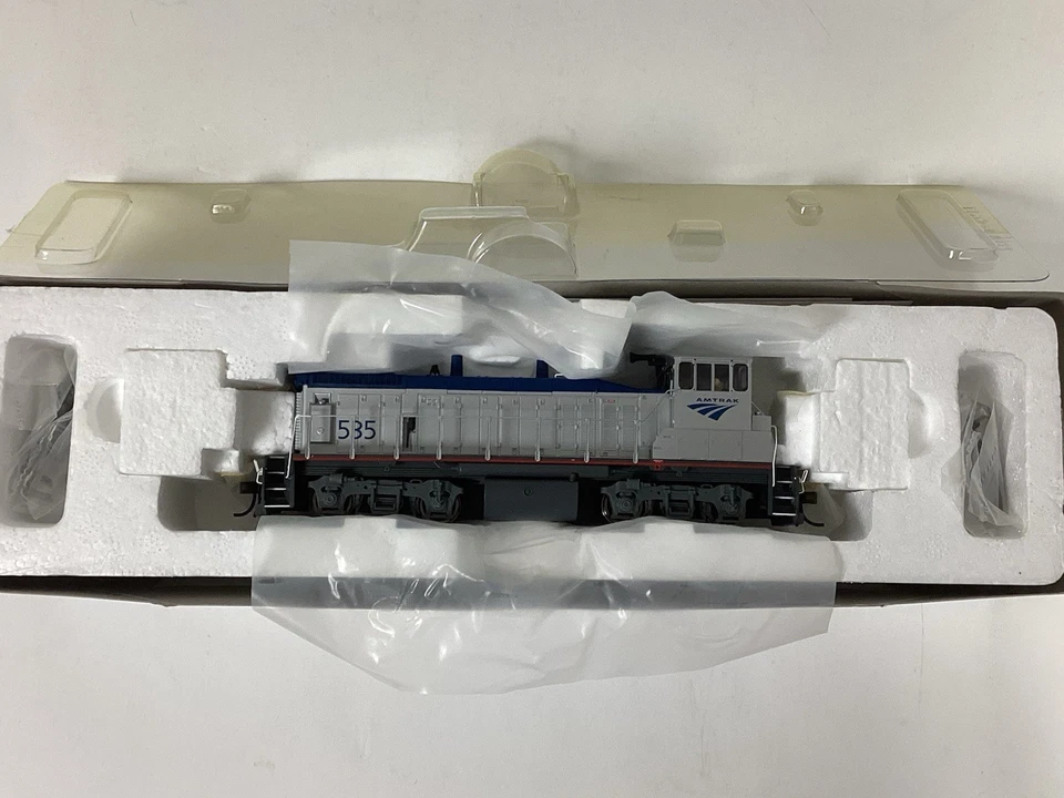 HO Atlas 10 001 024 Amtrak MP -15DC Diesel Locomotive With QSI Sound # 535 NEW - Image 1 of 4