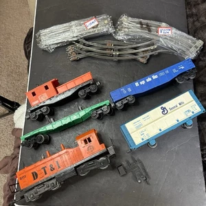 Lionel YARDMASTER  6-8111 Detroit, Toledo and Ironton NW-2 Diesel Locomotive SET - Picture 1 of 22