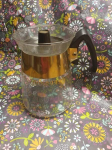 JARRA DE CAFÉ DE COLECCIÓN CORNING 4 TAZAS CON MANGO DE REMOLINOS DORADO 7 TOP INTACTO TRANSPARENTE - Imagen 1 de 10