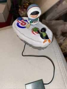 Hallmark Fun and Games from The World of Frosty Friends Magic Cord Ornament 2017 - Picture 1 of 4