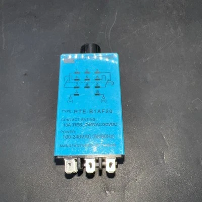 Электронный таймер IDEC 100-240 В переменного тока RTE-P1AF20 - Изображение 1 из 4