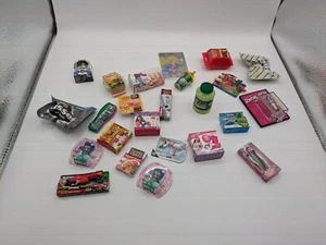 Zuru Mini Brands lotto 24 pezzi cibo, giocattoli, TMNT, Barbie, Star Wars e altro!  - Foto 1 di 6