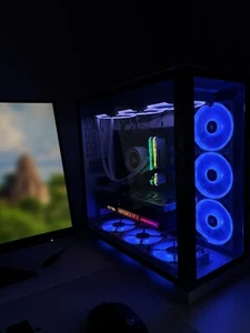 Gaming pc Rtx4070Ti (so gutt wie neu) Komplettes Setup - Bild 1 von 6